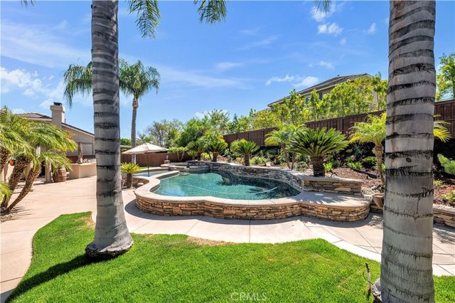 26635 Paddington Court, Murrieta, CA 92563