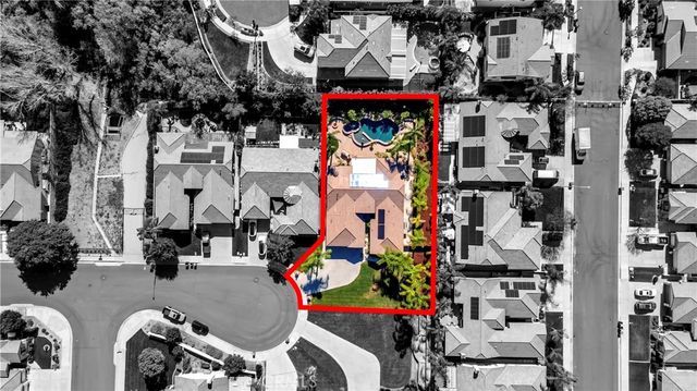 26635 Paddington Court, Murrieta, CA 92563