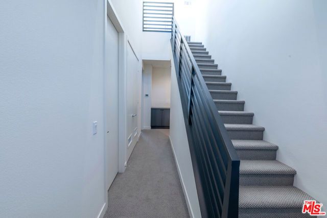 10814 Hortense Street, Los Angeles, CA 91602