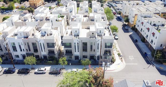 10814 Hortense Street, Los Angeles, CA 91602