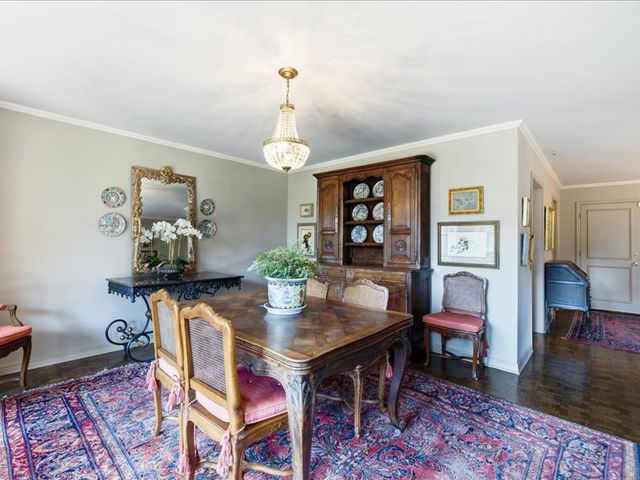 3111 S Quaker Road, Tulsa, OK 74105