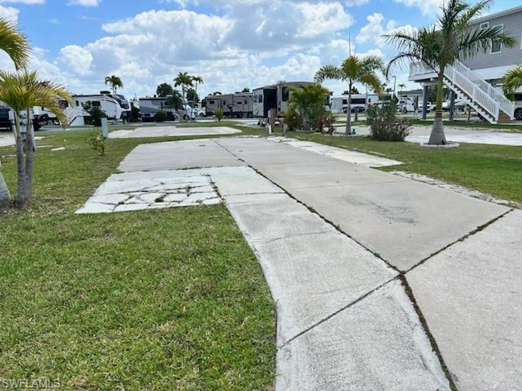 19681 Summerlin Rd 282, FORT MYERS, FL 33908 — photo 3
