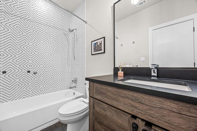 408 Martin Luther King Jr ST, Georgetown, TX 78626