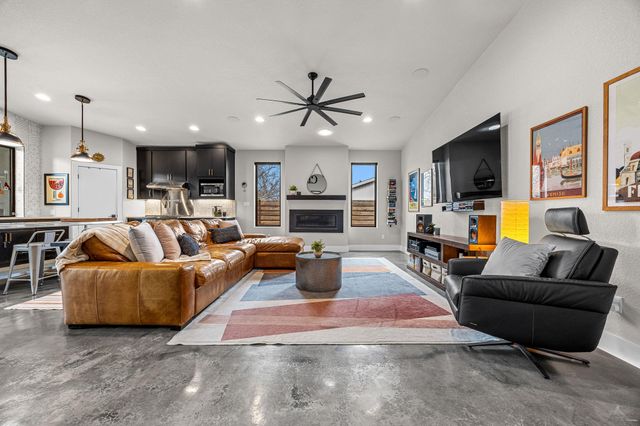 408 Martin Luther King Jr ST, Georgetown, TX 78626