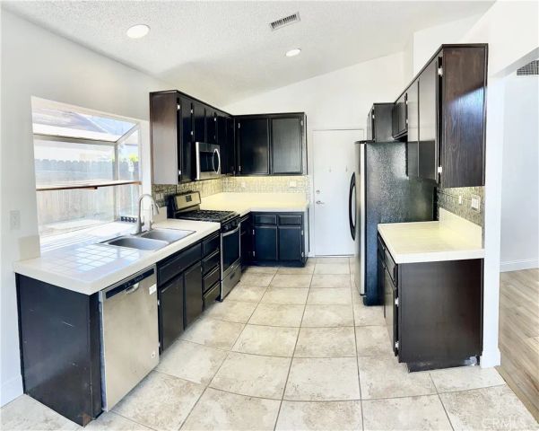 162 S Massachusetts, Lake Elsinore, CA 92530
