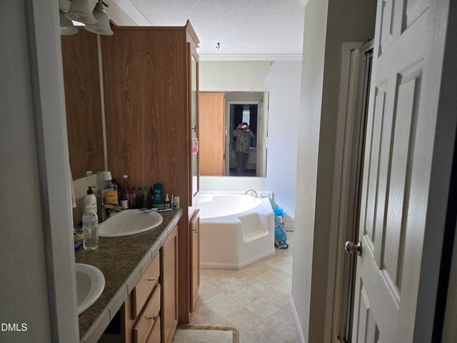 5914 Highfield Court NW, Shallotte, NC 28470