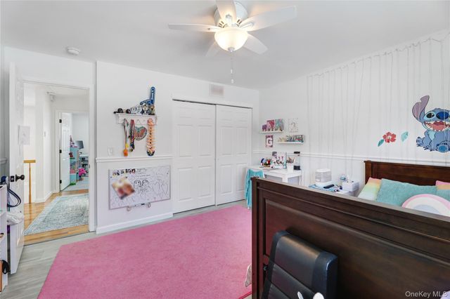 20 Chateau Drive, Manorville, NY 11949