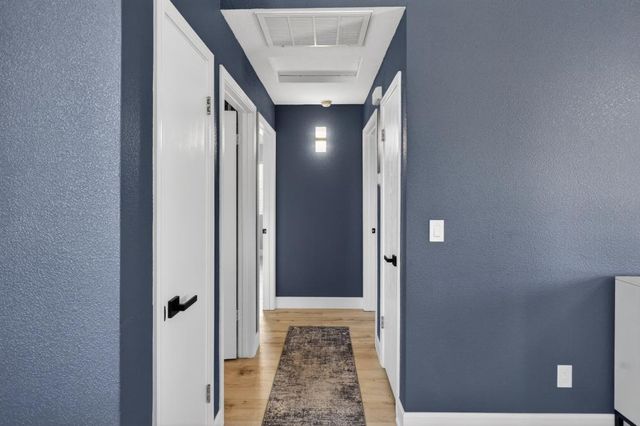 8337 Grand Cru Dr, Sacramento, CA 95829