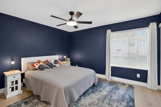 8337 Grand Cru Dr, Sacramento, CA 95829