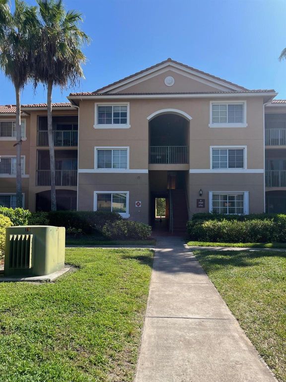 3769 NW Mediterranean Lane 2-308, Jensen Beach, FL 34957