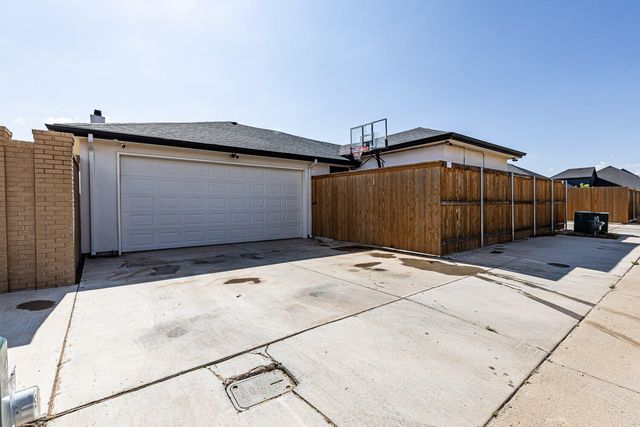 13804 Raleigh Avenue, Lubbock, TX 79424