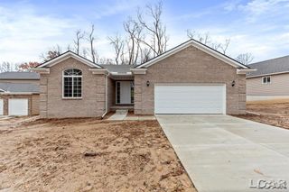 803 War Bonnet Drive, Tecumseh, MI 49286
