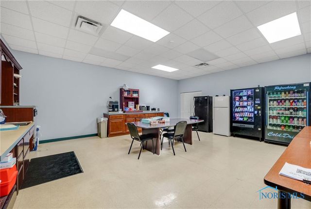 2645 & 2655 W Central Avenue, Toledo, OH 43606