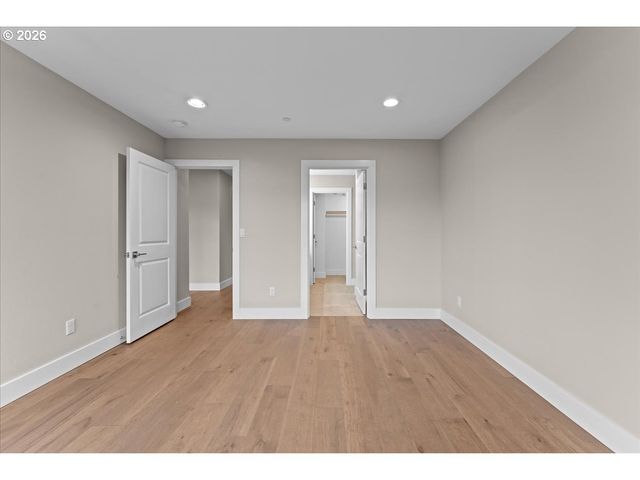 9818 Sw 34th Pl, Portland, OR 97219