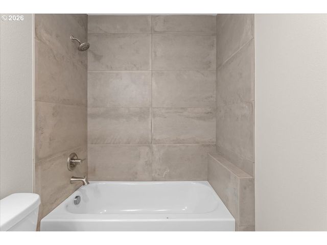 9818 Sw 34th Pl, Portland, OR 97219