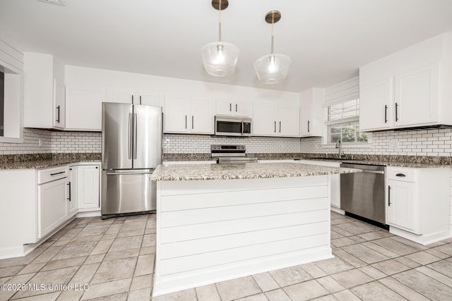 8208 Martin Bluff Road, Gautier, MS 39553