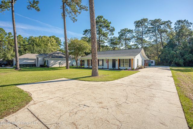 8208 Martin Bluff Road, Gautier, MS 39553