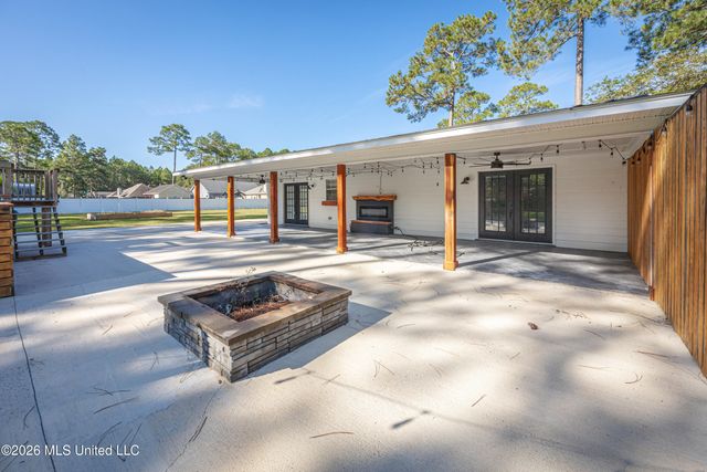 8208 Martin Bluff Road, Gautier, MS 39553