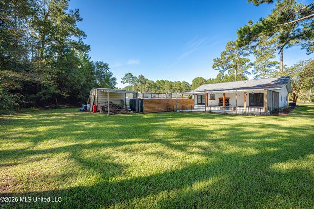 8208 Martin Bluff Road, Gautier, MS 39553