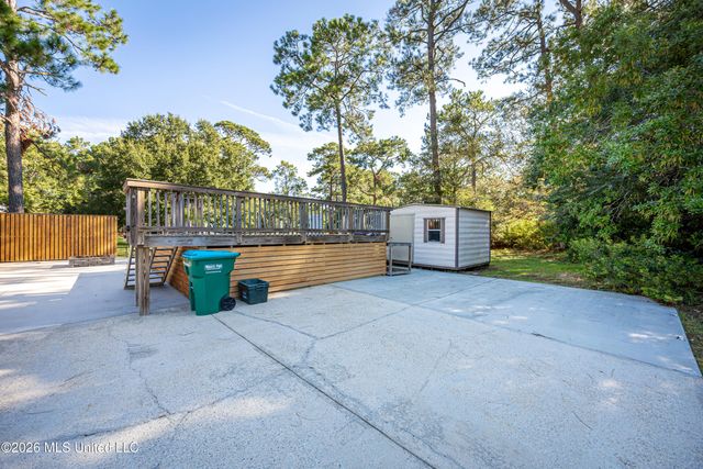 8208 Martin Bluff Road, Gautier, MS 39553