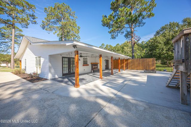 8208 Martin Bluff Road, Gautier, MS 39553