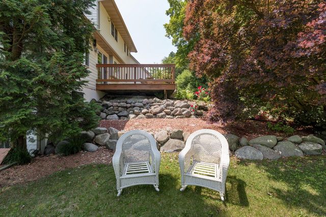 501 Drumlin COVE, Slinger, WI 53086