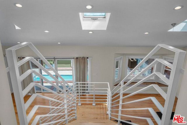 8621 Lookout Mountain Avenue, Los Angeles, CA 90046