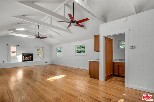 8621 Lookout Mountain Avenue, Los Angeles, CA 90046