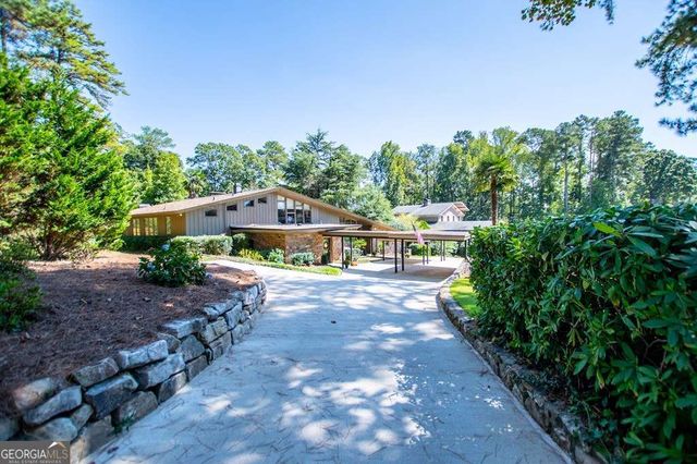 320 East Club Drive, Carrollton, GA 30117