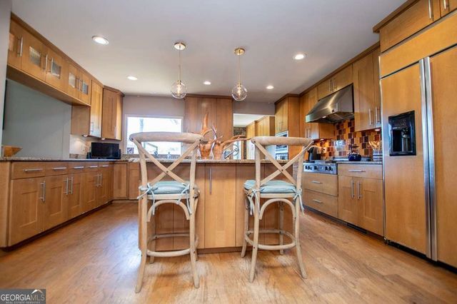 320 East Club Drive, Carrollton, GA 30117