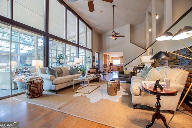 320 East Club Drive, Carrollton, GA 30117