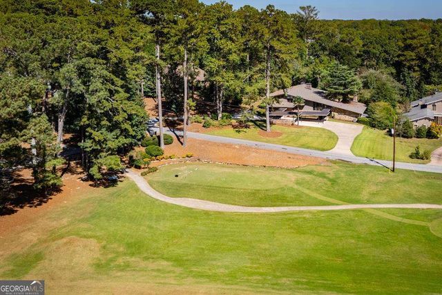 320 East Club Drive, Carrollton, GA 30117