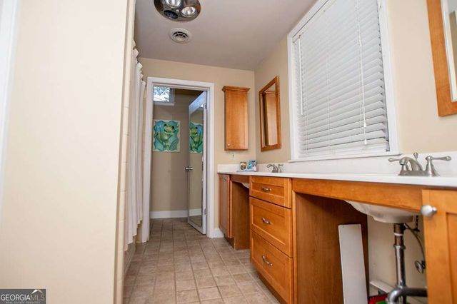 320 East Club Drive, Carrollton, GA 30117