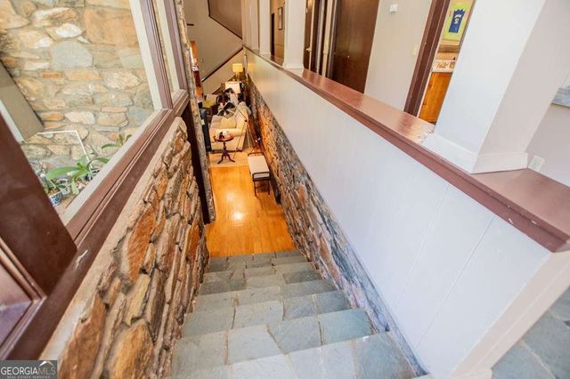 320 East Club Drive, Carrollton, GA 30117