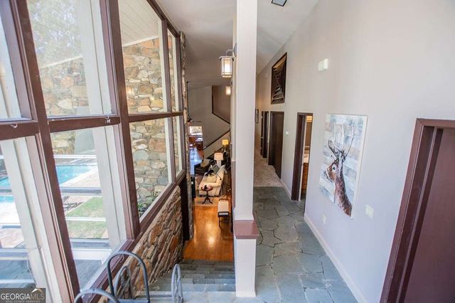 320 East Club Drive, Carrollton, GA 30117