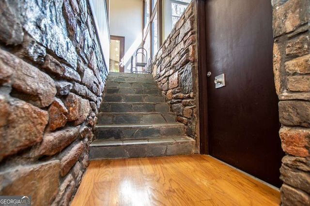320 East Club Drive, Carrollton, GA 30117