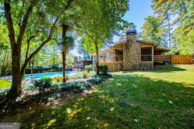 320 East Club Drive, Carrollton, GA 30117