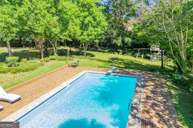 320 East Club Drive, Carrollton, GA 30117