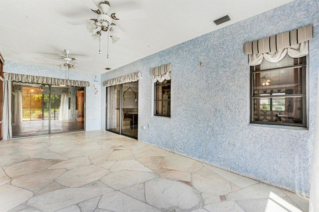 8421 Bonita Isle Drive, Lake Worth, FL 33467