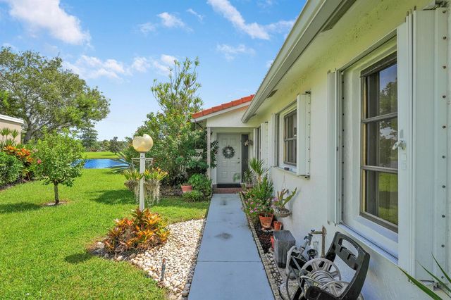 8421 Bonita Isle Drive, Lake Worth, FL 33467