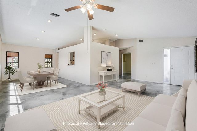 8421 Bonita Isle Drive, Lake Worth, FL 33467