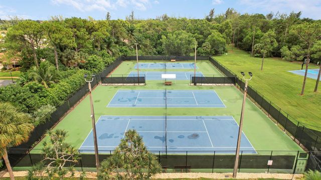8421 Bonita Isle Drive, Lake Worth, FL 33467