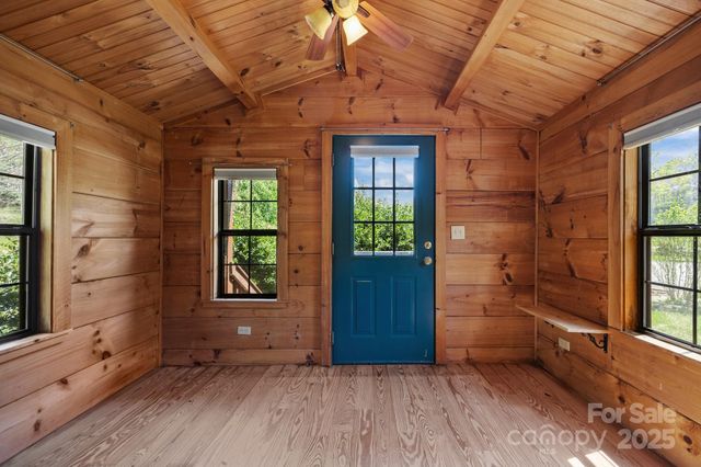 2978 NC 9 Highway, Black Mountain, NC 28711