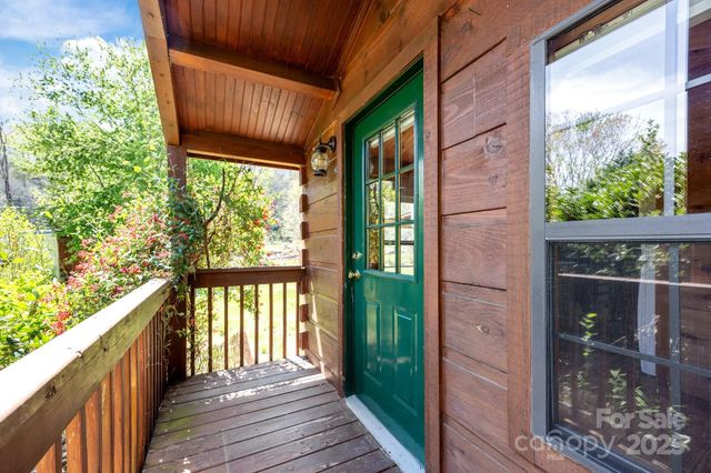 2978 NC 9 Highway, Black Mountain, NC 28711