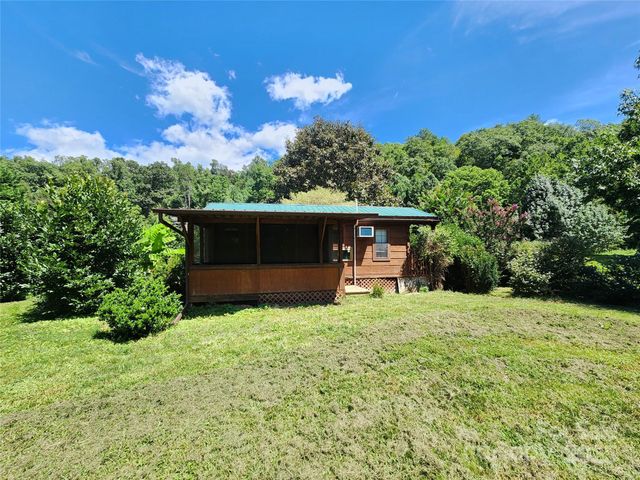 2978 NC 9 Highway, Black Mountain, NC 28711