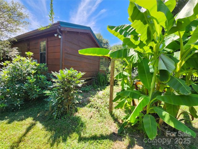 2978 NC 9 Highway, Black Mountain, NC 28711