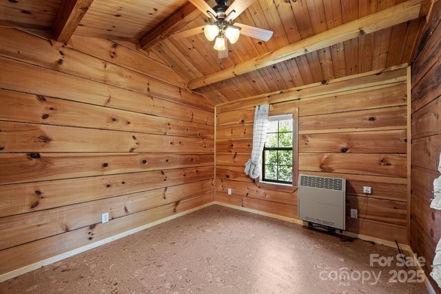 2978 NC 9 Highway, Black Mountain, NC 28711