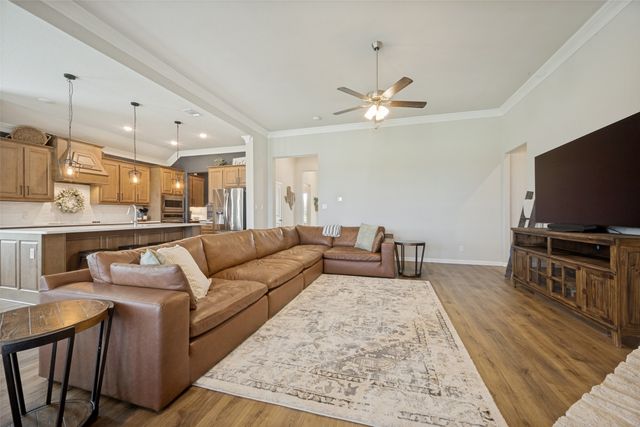 7421 Autumn Grove Lane, Ponder, TX 76259