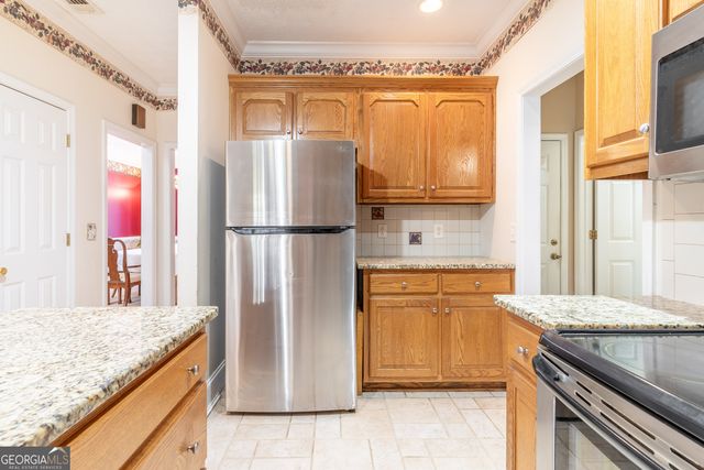 2101 NE Indian Shoals Drive, Loganville, GA 30052