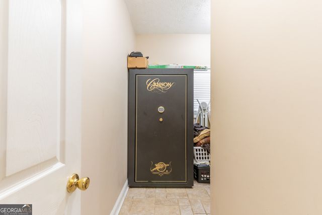 2101 NE Indian Shoals Drive, Loganville, GA 30052